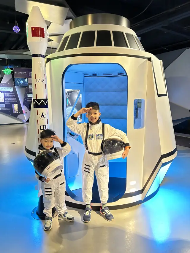 【 今個聖誕挪亞方舟帶你揭開星域奧秘 】