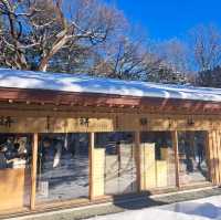 北海道旅遊😍北海道神宮🥳品嚐神宮茶屋馳名牛乳雪糕和福餅😋