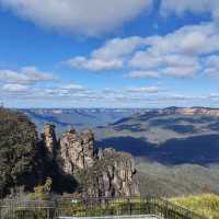 Lost in Nature’s Glory - Exploring the Majestic Blue Mountains National Park!