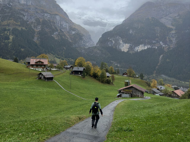 Exploring the Trails of Grindelwald: A Swiss Hiking Paradise