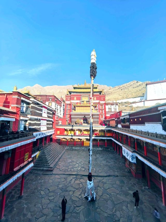 Tashilunpo Monastery in Shigatse