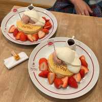 Fluffy and Delicious: A Visit to Voi Voi🍓