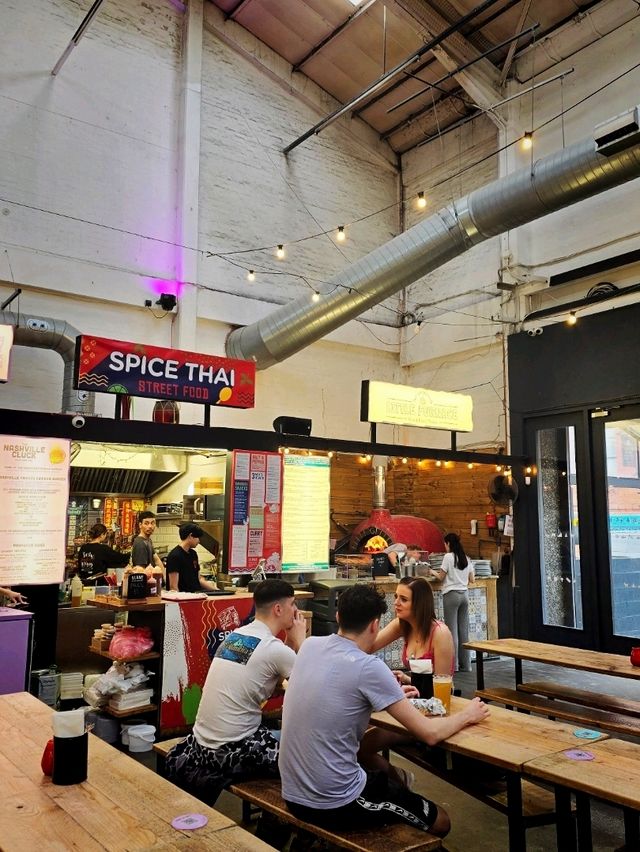 Baltic Market ศูนย์รวมความอร่อยที่ Liverpool 📌