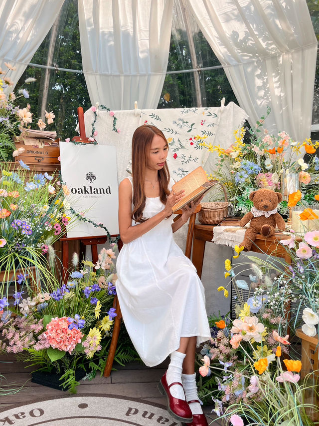 ชวนแฟนไปเดทที่คาเฟ่ในสวนดอกไม้กัน 🌸
