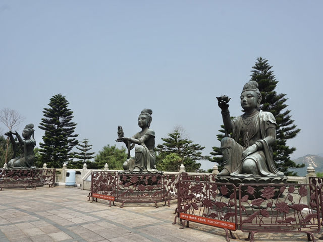 Hong Kong’s Sacred Icon: A Moment at the Big Buddha