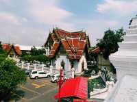  泰國曼谷著名寺廟景點：拉嘉布拉那寺ราชบุรณราชวรวิหาร (วัดเลียบ)，適合拍照打卡觀光旅遊！