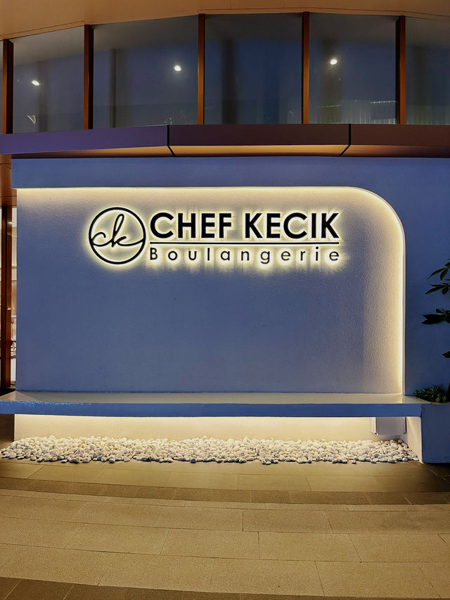 A Cozy Hideaway at Chef Kecik Cafe, LaLaport KL!
