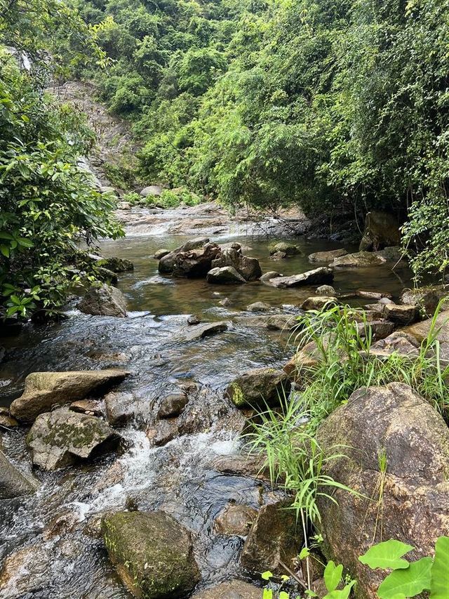 1 Hike, 6 Waterfalls at the Biling Waterfall Trail