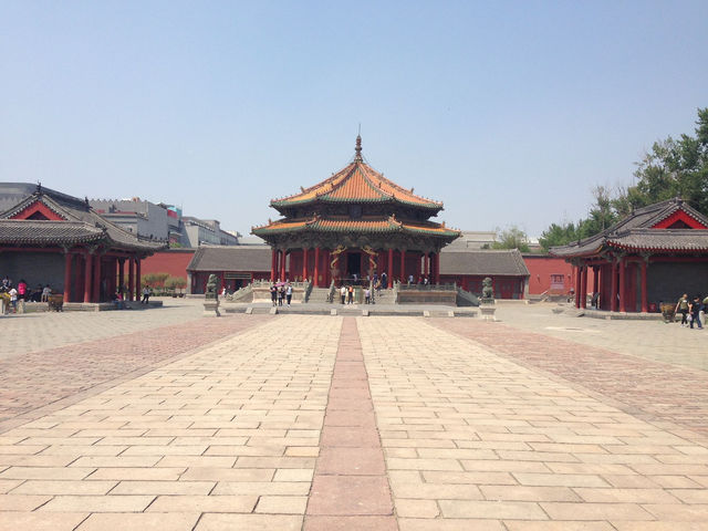 🏯 **【瀋陽故宮：滿清皇室的歷史印記】** 🐉  