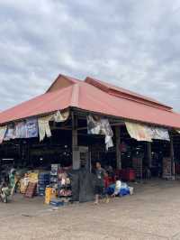 📍寮國。巴色美食市場 Bai Don Pakse Market