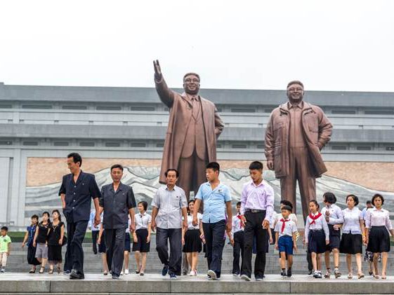 🇰🇵 北韓旅遊 – 一場充滿神秘色彩的異國體驗！ ✈️✨