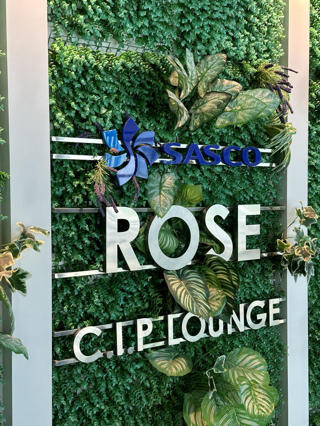 호치민 여행의 편안한 마무리, ROSE Lounge