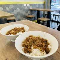 Choose, Weigh, Devour: Cheng Wei Zhen’s Flavor Parade