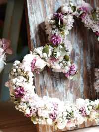 【茨城×オシャレなお花屋さん】天井に吊るされたドライフラワー フラワーアレンジメント教室