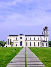 Jiaxing Catholic Church: A Gothic Gem with a Sunlit Escape