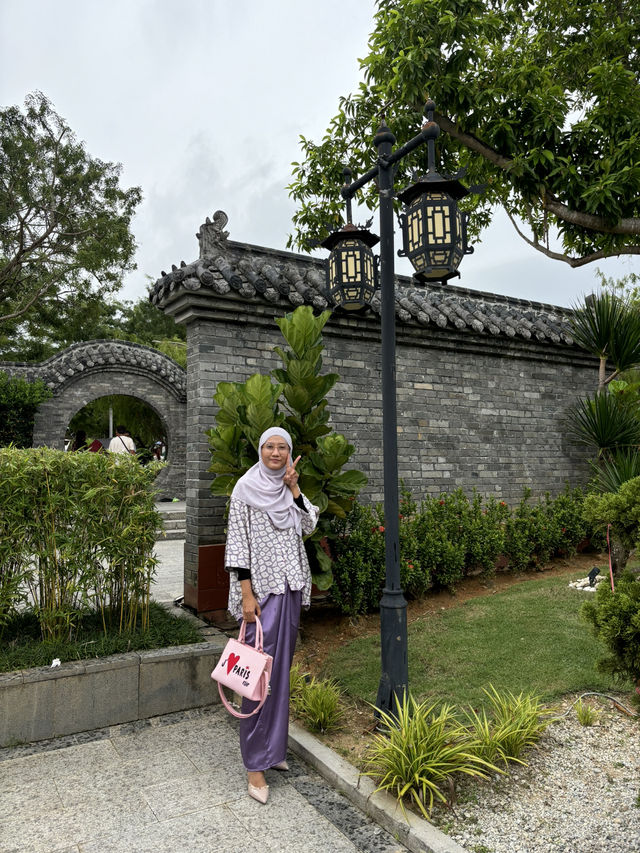 a lil bit of China in Malaysia