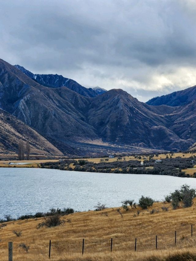 Moke Lake Magic – Queenstown’s Best-Kept Scenic Secret