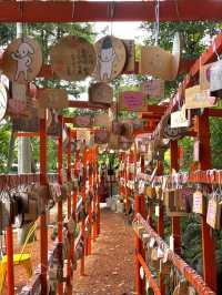 【金沢×石浦神社】コロンとして可愛い水玉模様のお守りや朱塗りの鳥居
