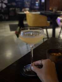 【バリ島 インドネシア】シグネチャーカクテルも美味しいBAR🍸