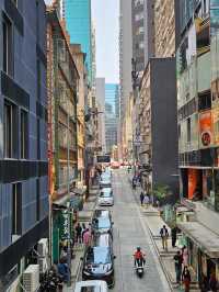 Stroll around the downtown of Hongkong