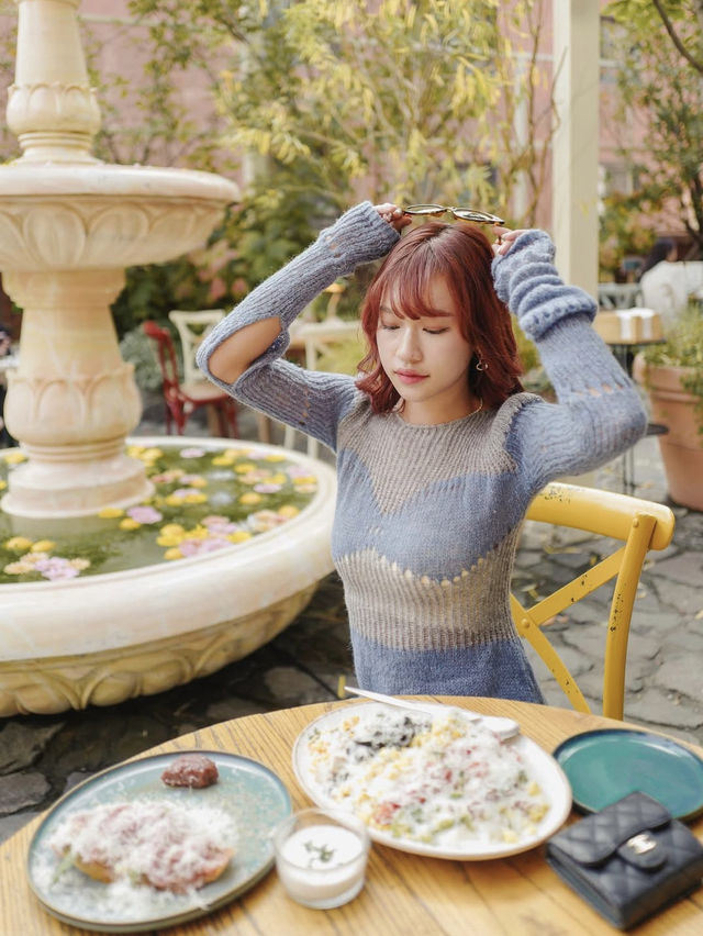 首爾🇰🇷浪漫歐陸風花花噴泉cafe⛲️