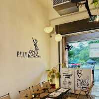 Laid-back Vibes at Hulu Cafe