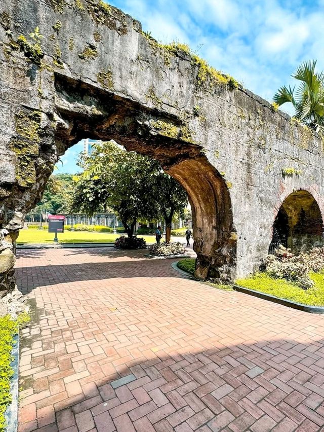 🏰 Fort Santiago, Manila – A Journey Through Time 🇵🇭