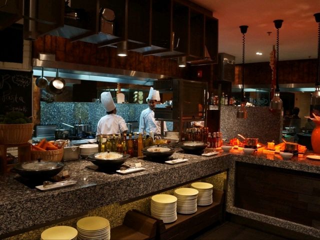 "Polished Luxury in the Heart of JB: The Renaissance Experience"