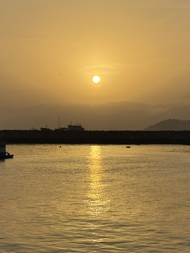 【香港長洲咖啡店•島中坊研】 即叫即做，就是原島民味道
