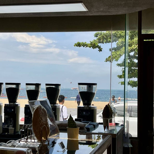 Sunset Coffee Roaster, Pattaya Beach