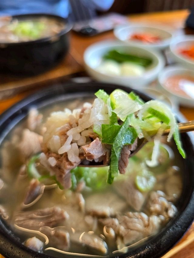 🐷 釜山極東豬肉湯飯：暖胃神湯平靚正！😍
