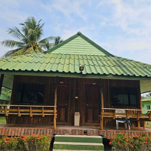 คลองหินบีช รีสอร์ท