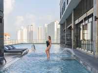 โรงแรมหรูวิวทะเลใจกลางพัทยาเหนือ สระสวยปัง 