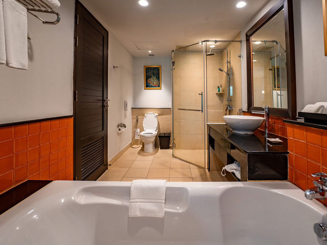 Ravindra Beach Resort and Spa, Najomtien