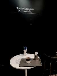 PARCO新館內的韓系咖啡館-- Loveless Coffee Pure