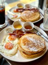 A Local Morning Walk Around Sumiyoshi – Pancakes & Park Views