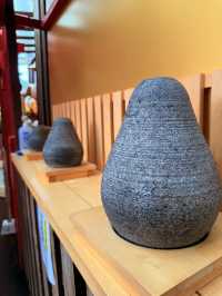 沖繩｜迷你千本鳥居與多彩達摩 城市裡一方心靈寄託-西來院