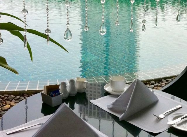🌟 Urban Chic Meets Thai Warmth: Kimpton Maa-Lai Bangkok  🇹🇭🐾
