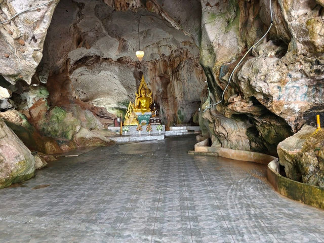 ナーンの山奥で見つけた、静寂と祈りの隠れ寺院へ――🚗🌄