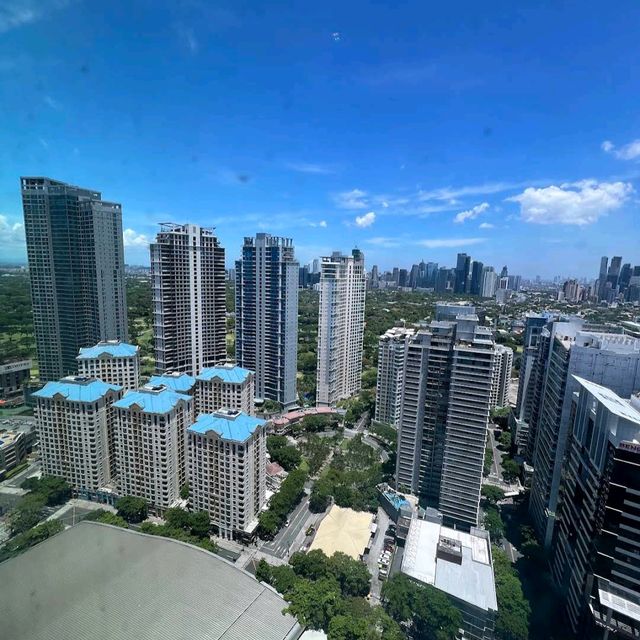 Shangri-La at the Fort, Manila