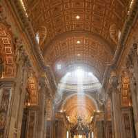 Vatican City: A Sanctuary of Painterly Grandeur! 🎨✨