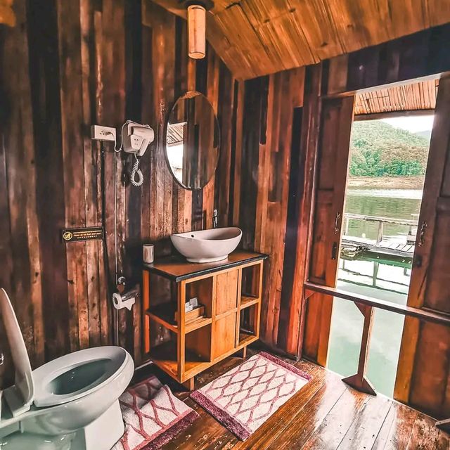  ภูเขาลอยน้ำ เชียงใหม่ 