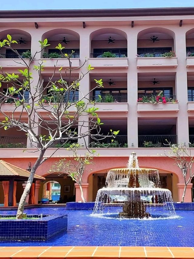 🇲🇾✨ Melaka Moments: Sleep by the River at Casa del Rio! 🌊🌇
