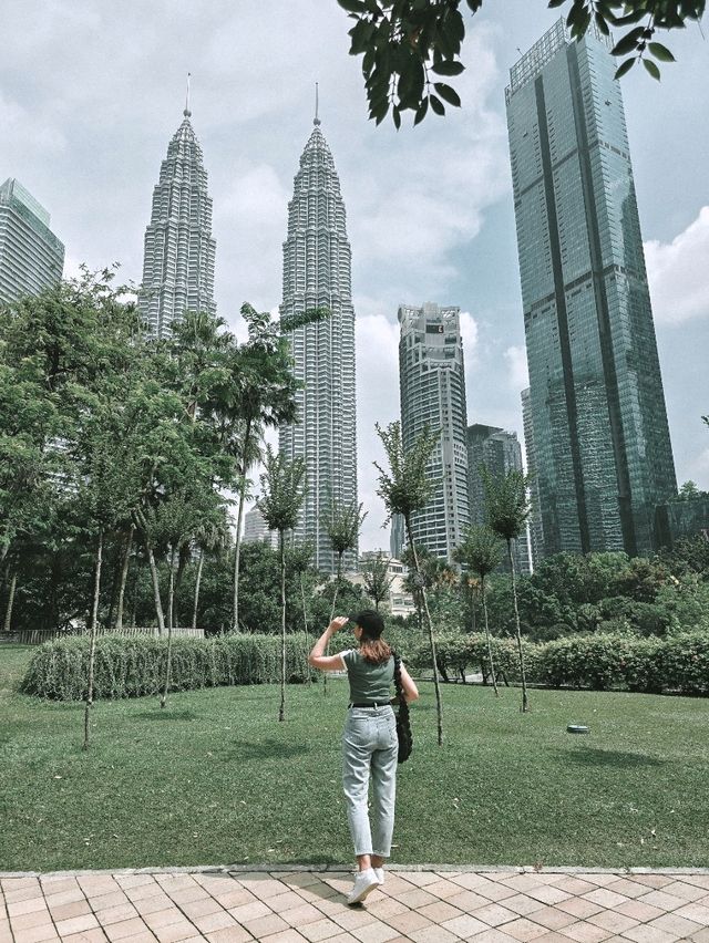 Hidden Twin Tower Photo Spots in KL – No Crowds, No Stress! ✨🌇