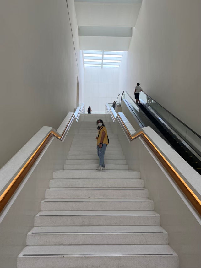 รีวิว Museum of Contemporary Art 🎨✨