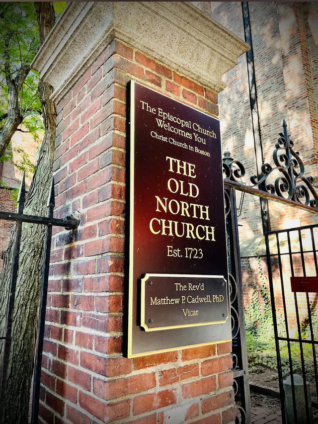 【Old North Church｜兩盞燈光點燃的革命火種】