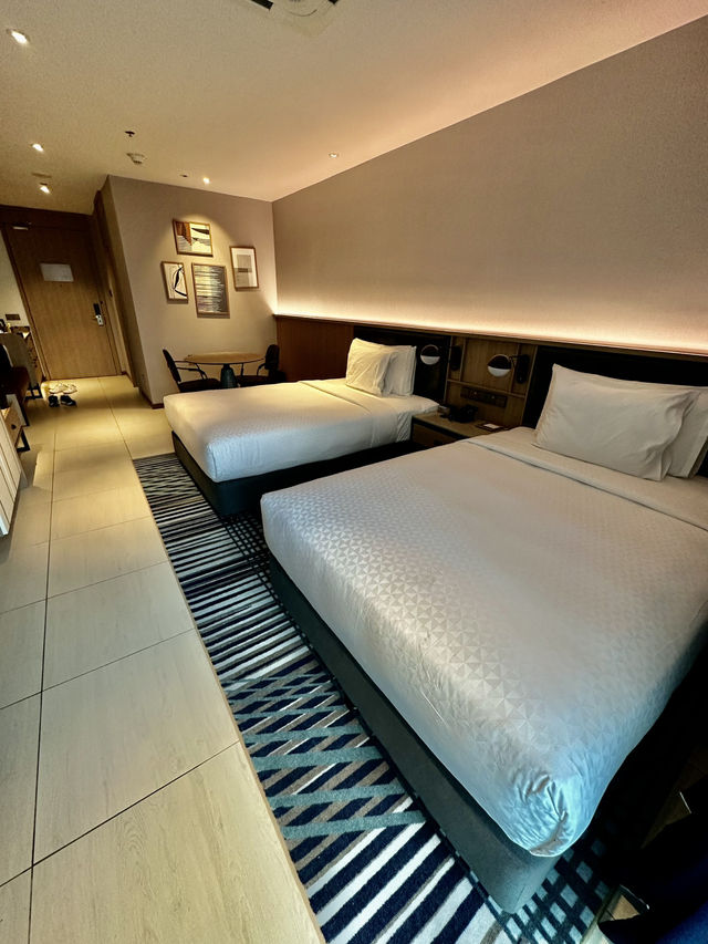 Smart Stay for Beach Lovers on a Budget