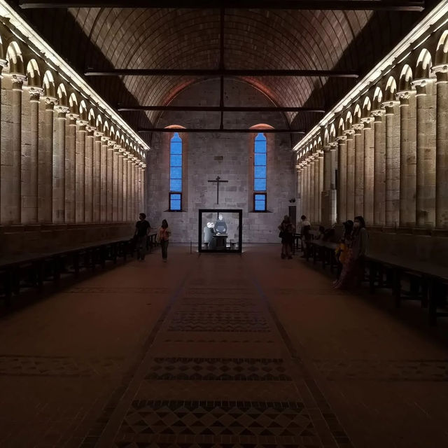 🏰🌊 Le Mont-Saint-Michel Summer Guide: A Medieval Marvel in Normandy  