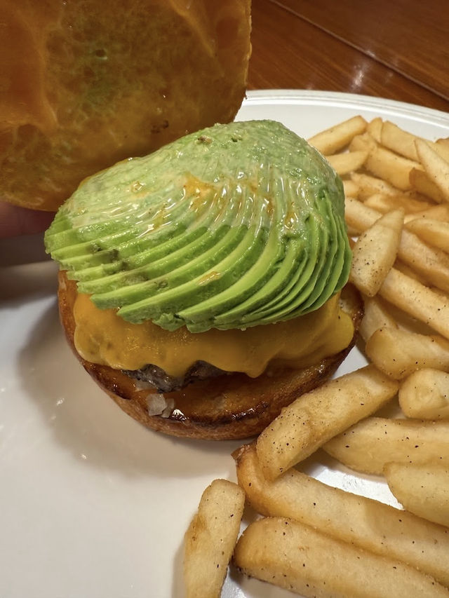 Burger Revolution Tokyo, Gourmet Burgers with a Wagyu Punch
