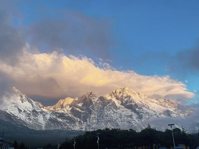 Snow mountain trip